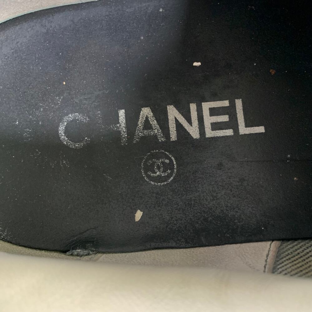 CHANEL Size 9 Black White Solid Leather Vulcanized sole Sneakers - Picture 9 of 9